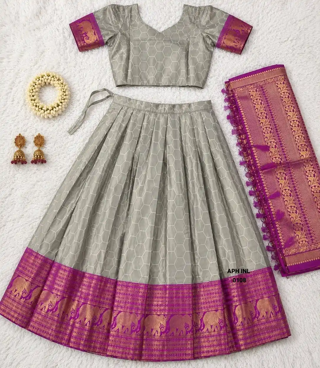 Heavy Lichi Silk Zari Border Lehenga